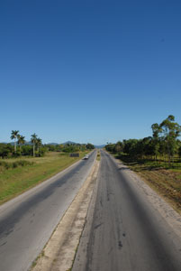 Kuba, auf der Autobahn